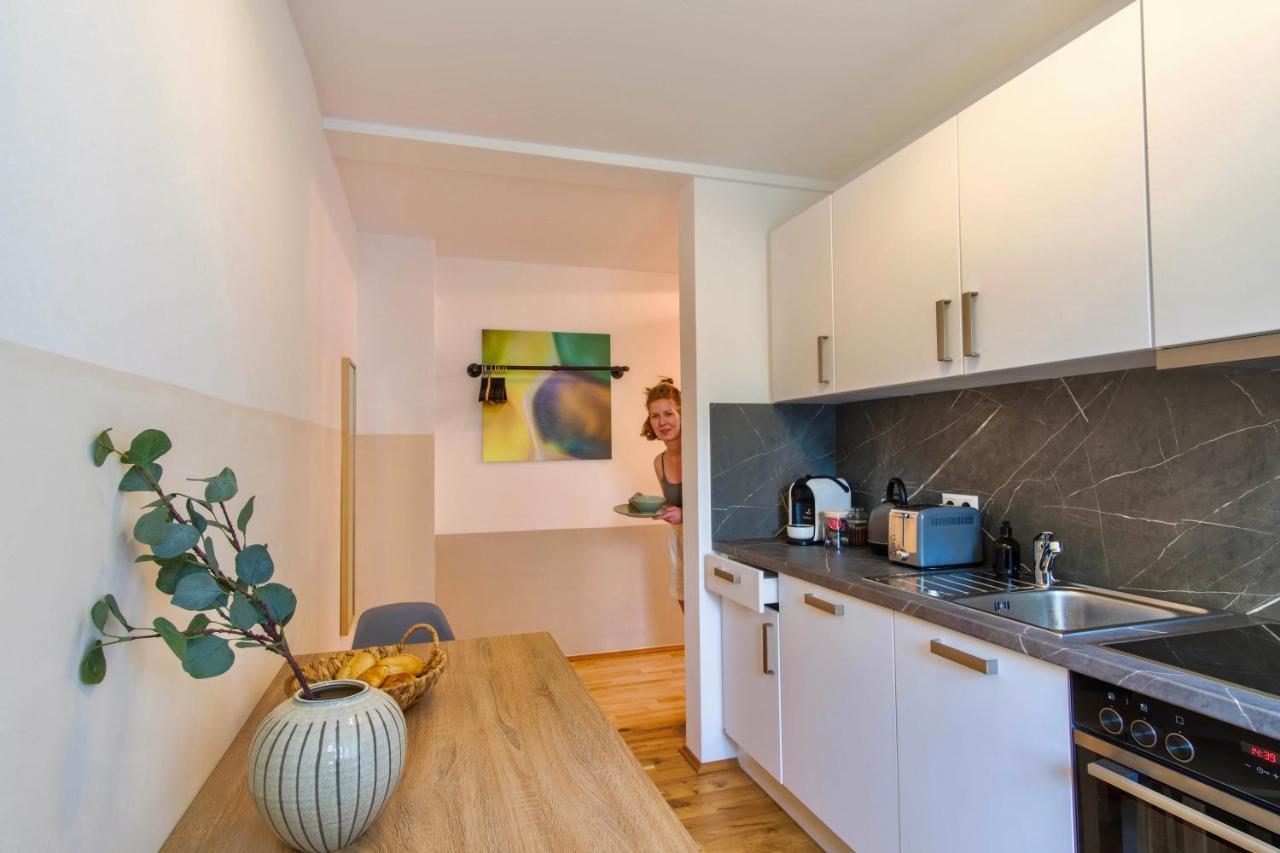 4-Room Luxury Apartment - Close To Central Station, Free Parking, Kitchen Лейпциг Экстерьер фото